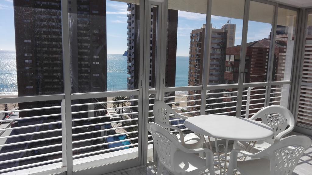 Apartamentos Los Caballos Benidorm Eksteriør billede